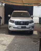 Toyota Prado VX 2019, diesel, faible kilométrage, parfait état