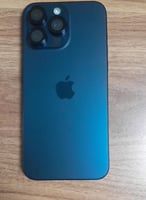 iPhone 15 Pro Max Bleu Titane 256 Go + Accessoires - Prix négociable