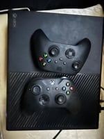 Console de jeu XBOX avec manette et jeu inclus