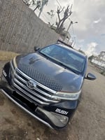 4 VOITURES A VENDRE excellent prix -Mitsubishi L200 AUTOMATIQUE 2022 & la Marqués MG 2016 & HYUNDAI CRETA 2023 noir & TOYOTA RUSH 2020