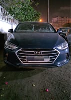 Hyundai Avante 2016, Diesel, Automatique, Bon état