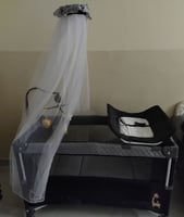 Lit cododo pour bébé, confortable et sécuritaire - comme neuf