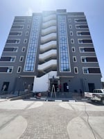 Immeuble R+7 mixte appartements bureaux et commerces