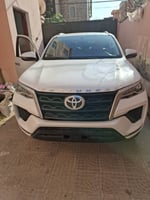 Toyota Fortuner 2024, automatique, gasoil, 1500km, full options