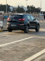 Kia en bon état avec climatisation et moteur intact