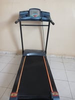 Tapis de course puissant et multi-programmes en bon état