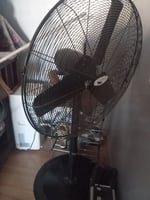 Ventilateur sur pied LIMAG grande taille, puissant et réglable