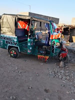 Bajaj Mahindra D103 d'occasion en bon état