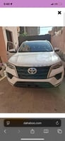 Toyota Fortuner 2024-2025 diesel, boîte automatique, neuve