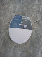 Lunette de toilettes neuve blanche 42x35 cm