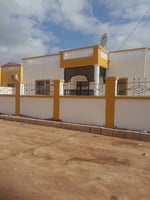 Villa 4 pièces avec climatisation à Nagad cité Al Oul