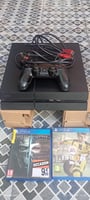 Console PlayStation 4 avec manette et jeux inclus en bon état