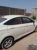 Hyundai Accent 2016, diesel, boîte automatique, clim fonctionnelle