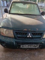 Mitsubishi Pajero d'occasion, moteur parfait, carrosserie à retaper