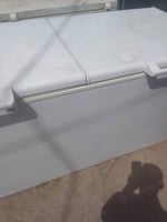 Réfrigérateur blanc grande capacité en bon état