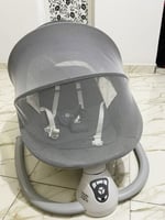 Transat bébé confortable avec harnais et moustiquaire