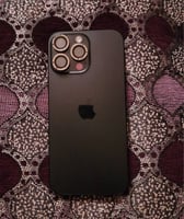 iPhone 16 Pro Max 256 Go, batterie 97%, quasi neuf
