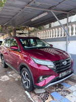 Toyota Rush essence 2019, boîte manuelle, bon état