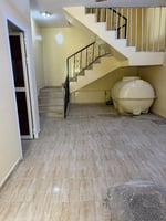 Appartement duplex 4 chambres à louer à Cité Progrès