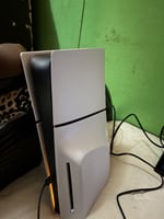 PlayStation 5 en parfait état avec manette et jeu inclus