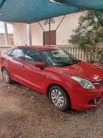 Suzuki Baleno 2021 rouge, boîte manuelle, bon état