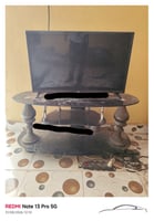Télévision LG 32 pouces en très bon état avec meuble
