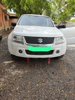 Suzuki Grand Vitara 2017 essence blanc manuel bien entretenu
