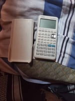 Calculatrice graphique de qualité en bon état récent