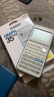 Calculatrice scientifique neuve, usage 5 mois