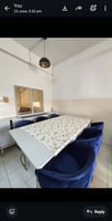 Coiffeuse avec miroir double et table salle à manger velours bleu