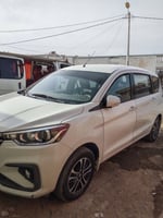 Suzuki Ertiga 2024 blanche, première main, excellent état