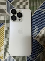 iPhone 16 Pro blanc 128 Go, état comme neuf