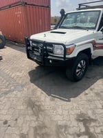 Voiture Hard Top V8 2021 en bon état
