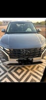 Hyundai Creta 2025 essence, boîte automatique, récent