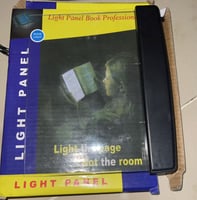 Lampe liseuse Light Panel Book neuve pour lecture nocturne