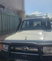 Toyota Land Cruiser 2015, diesel, en bon état