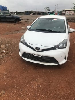 Toyota Vitz 2015, automatique, jamais roulée à Djibouti