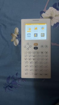 Calculatrice Scientifique presque neuve à vendre