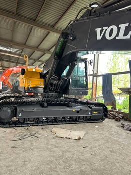 Excavateur Volvo