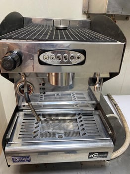Machine à café pro pour cappuccino et macchiato