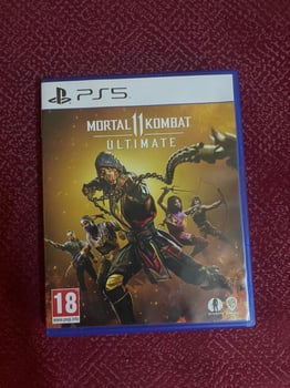 Jeu PS5 Mortal Kombat 11 à vendre, très peu utilisé