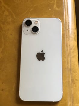 iPhone 13 Blanc 128 Go, Batterie 100%, Sans Défauts - Négociable