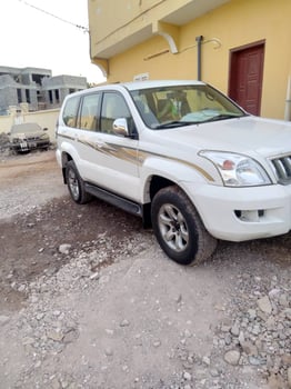 Toyota Prado GX120 2009, transmission manuelle, bon état