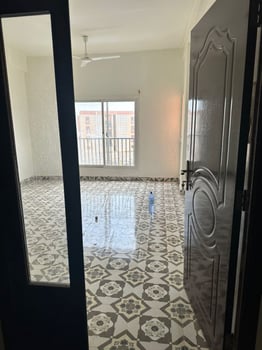 Appartement F3 à Oumou Salama, 2e étage, disponible immédiatement