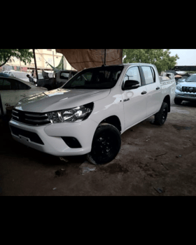 Toyota Hilux pour les mariages, transport fiable