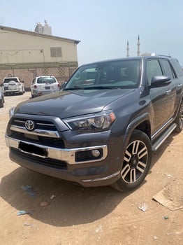 Toyota 4Runner 2019, automatique, 32 000 km, essence, bon état