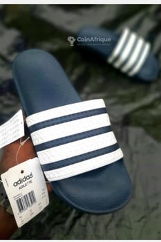 Nouvelles claquettes Adidas