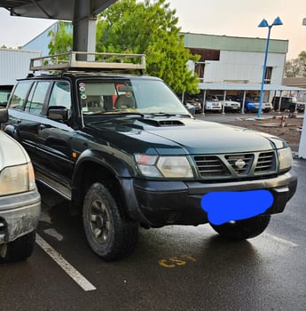 Nissan Patrol en bon état, double utilisation