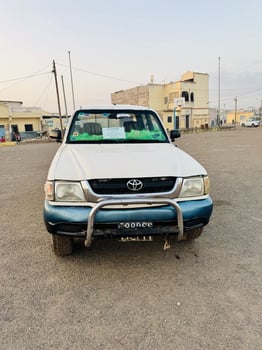 Toyota Hilux 4x4 Diesel, excellent état, manuelle