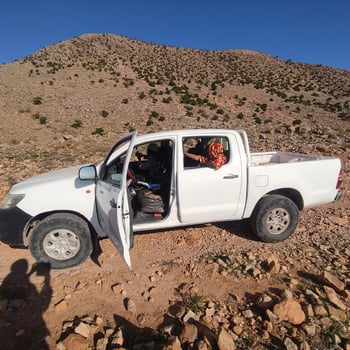 Toyota Hilux avec climatisation à louer